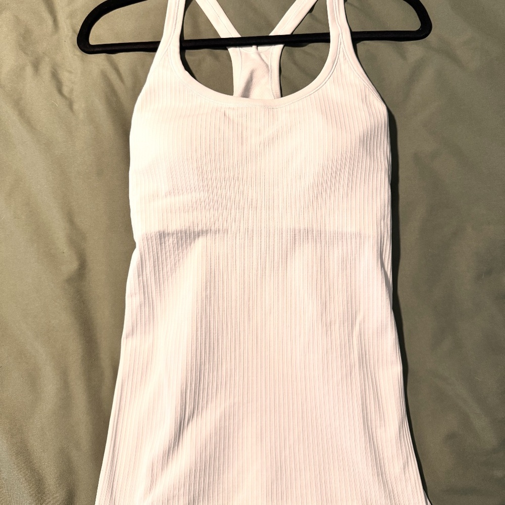 EUC - Lululemon Ebb To Street Shelf Bra Tank Top
